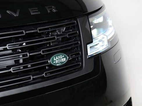 New 2025 Land Rover Range Rover SE AWD/4WD image 28