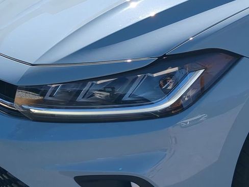 New 2026 Volkswagen Jetta SE FWD image 7