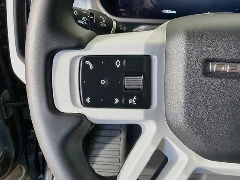 Used 2025 Land Rover Defender 130 S AWD/4WD image 12