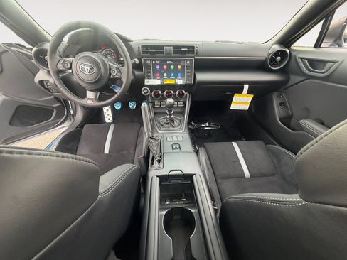 New 2026 Toyota GR86 Premium RWD image 10