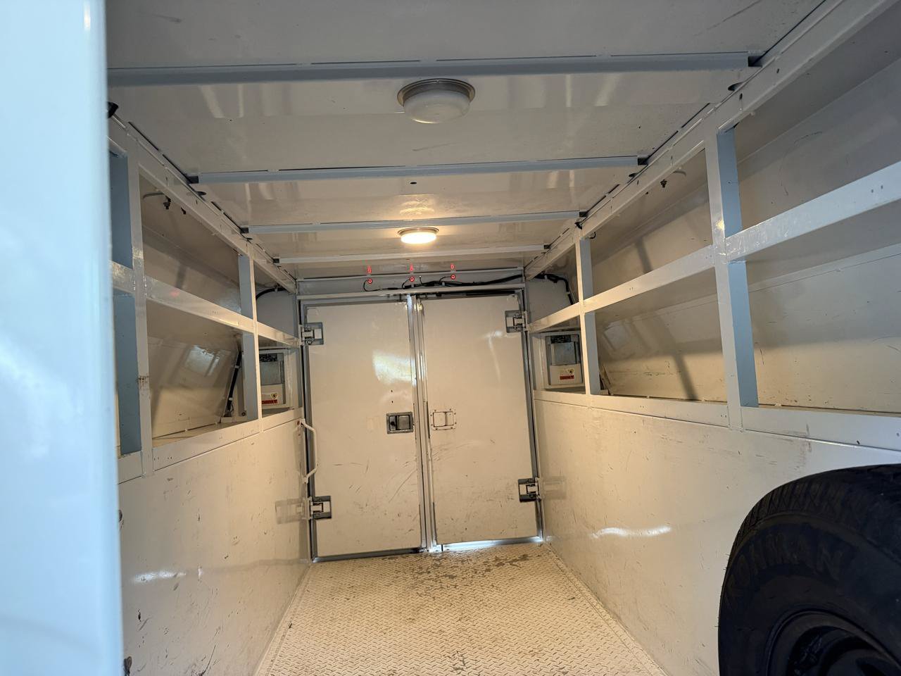Used 2017 Chevrolet Express 3500 RWD image 29