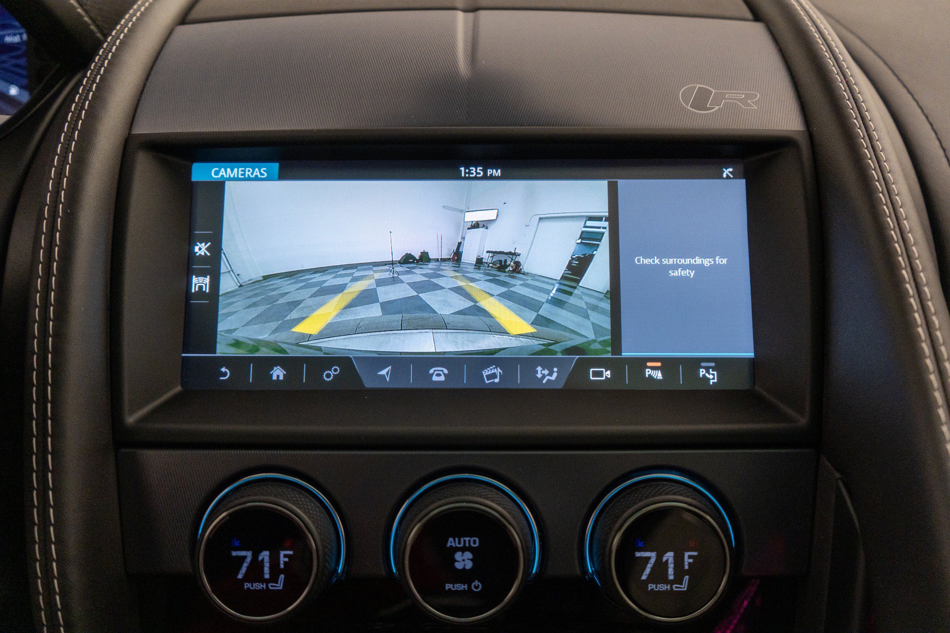 Used 2023 Jaguar F-TYPE R AWD/4WD image 33