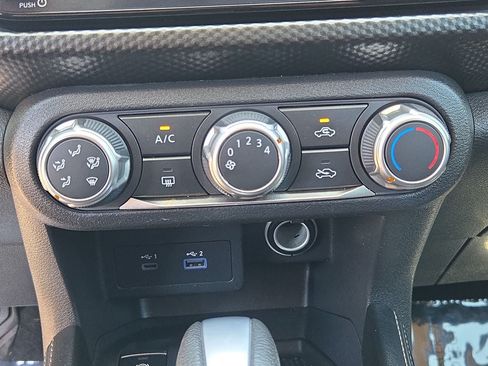 Certified 2023 Nissan Kicks SV FWD image 20