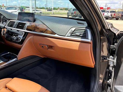 Used 2016 BMW 340i Sedan RWD image 17