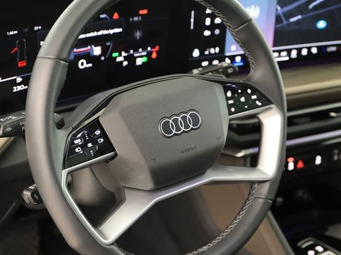 Certified 2025 Audi Q5 Prestige AWD/4WD image 16