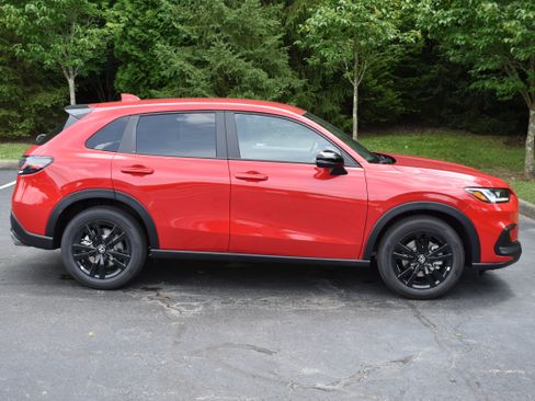 Certified 2026 Honda HR-V Sport image 8