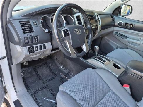 Used 2012 Toyota Tacoma PreRunner w/ TRD Sport Pkg RWD image 9