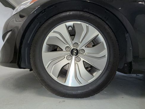 Used 2015 Hyundai Sonata Limited w/ Option Group 02 FWD image 14