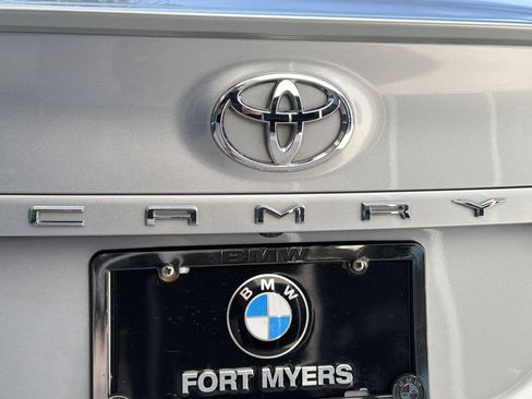 Used 2023 Toyota Camry SE w/ Convenience Package image 30