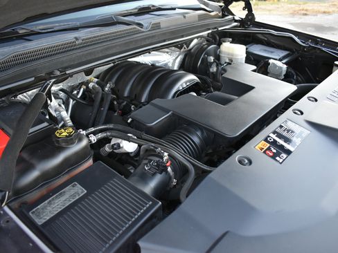 Used 2015 Chevrolet Suburban LTZ image 56