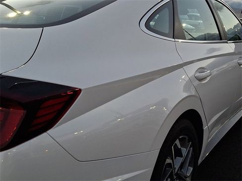 Used 2023 Hyundai Sonata SEL image 8