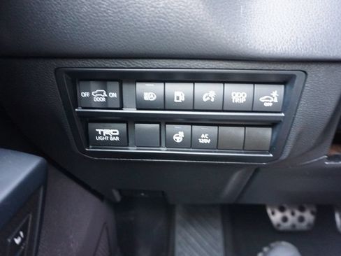 Used 2023 Toyota Sequoia TRD Pro AWD/4WD image 5