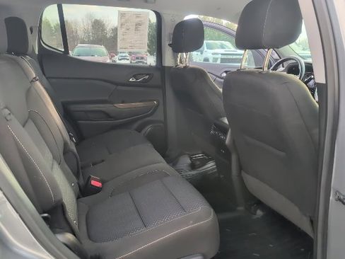Used 2020 GMC Acadia SLE w/ LPO, Floor Liner Package image 35