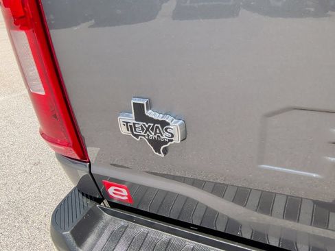 Used 2022 Ford F150 XLT w/ Equipment Group 302A High AWD/4WD image 41