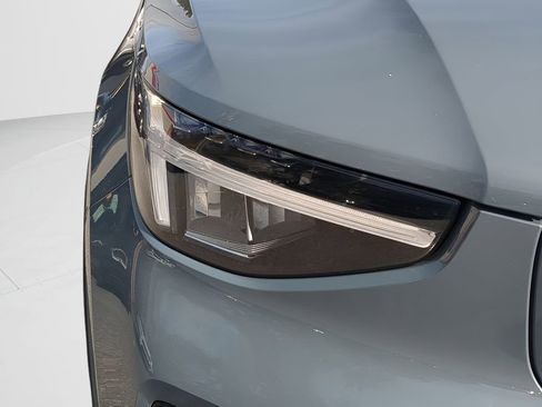 Used 2023 Volvo C40 Recharge Core image 18