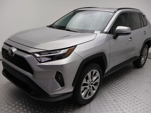 Certified 2022 Toyota RAV4 XLE Premium FWD image 2