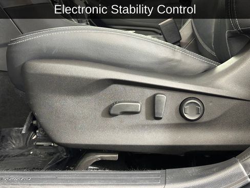 Used 2020 Subaru Forester Touring AWD/4WD image 6