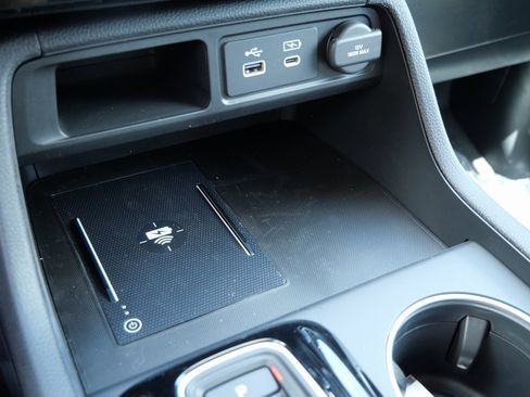 Certified 2025 Honda Pilot Touring image 26