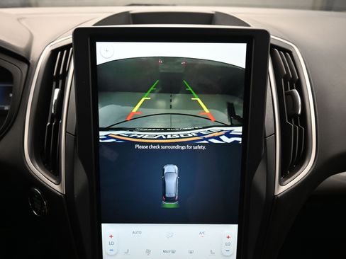 Used 2023 Ford Edge SEL image 66