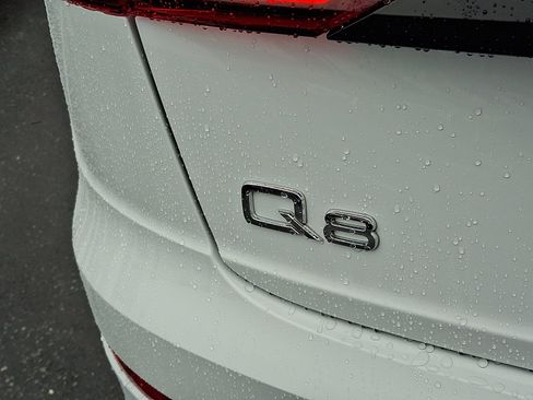 Used 2019 Audi Q8 Prestige image 32