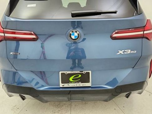 Used 2025 BMW X3 xDrive30i w/ Premium Package image 11