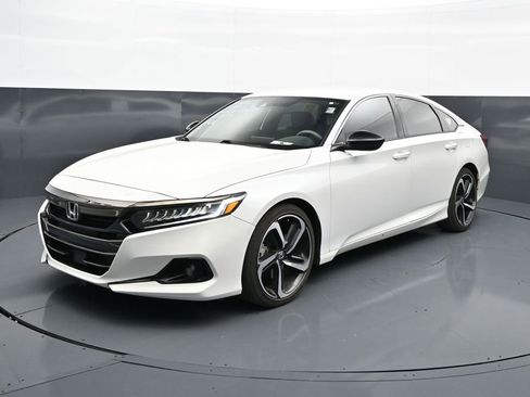 Used 2022 Honda Accord Sport image 7