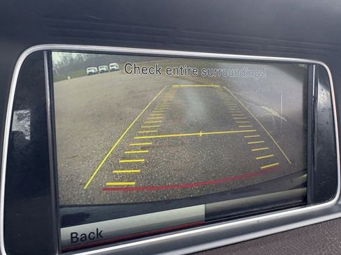 Used 2014 Mercedes-Benz E 350 4MATIC Sedan image 40