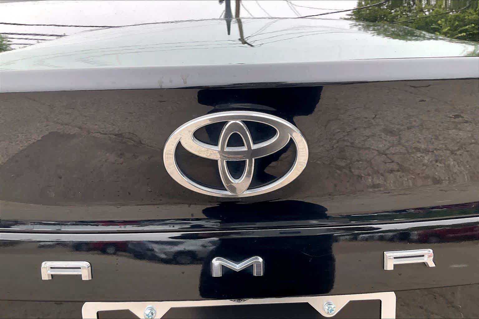 Used 2025 Toyota Camry LE FWD image 30