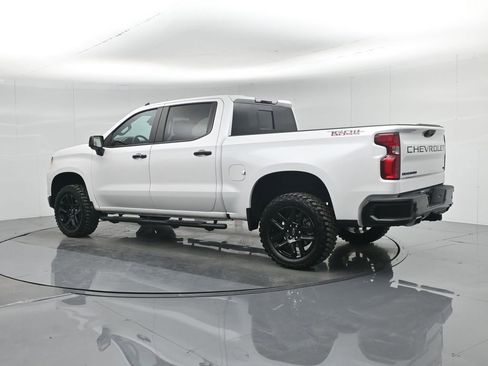 Used 2024 Chevrolet Silverado 1500 LT Trail Boss w/ LT Trail Boss Premium Package image 6