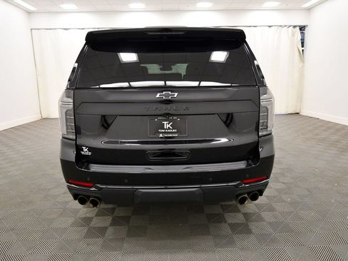 Used 2025 Chevrolet Tahoe Z71 w/ Comfort Package AWD/4WD image 6