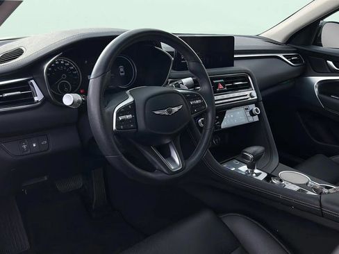 Used 2025 Genesis G70 2.5T RWD image 10