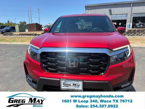 Used 2025 Honda Passport EX-L image 9