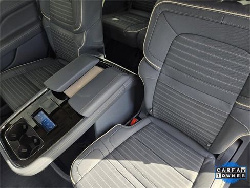 Used 2024 Lincoln Navigator Black Label image 14