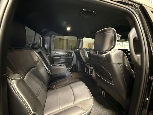 Used 2025 RAM 3500 Limited AWD/4WD image 43