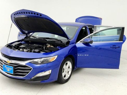 Used 2023 Chevrolet Malibu LT image 11