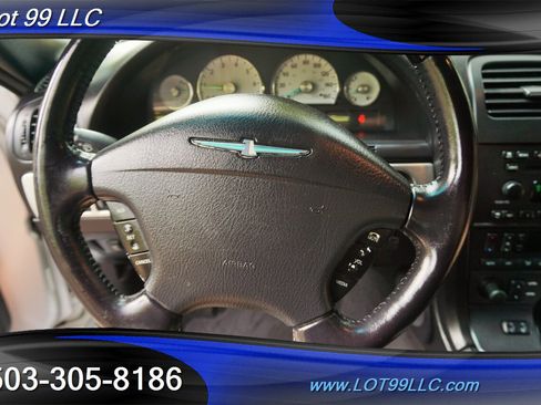 Used 2004 Ford Thunderbird image 18