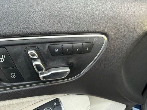 Used 2018 Mercedes-Benz GLA 250 4MATIC image 12