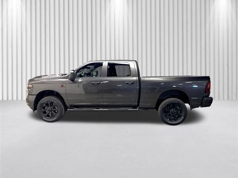 New 2026 RAM 2500 Tradesman AWD/4WD image 7