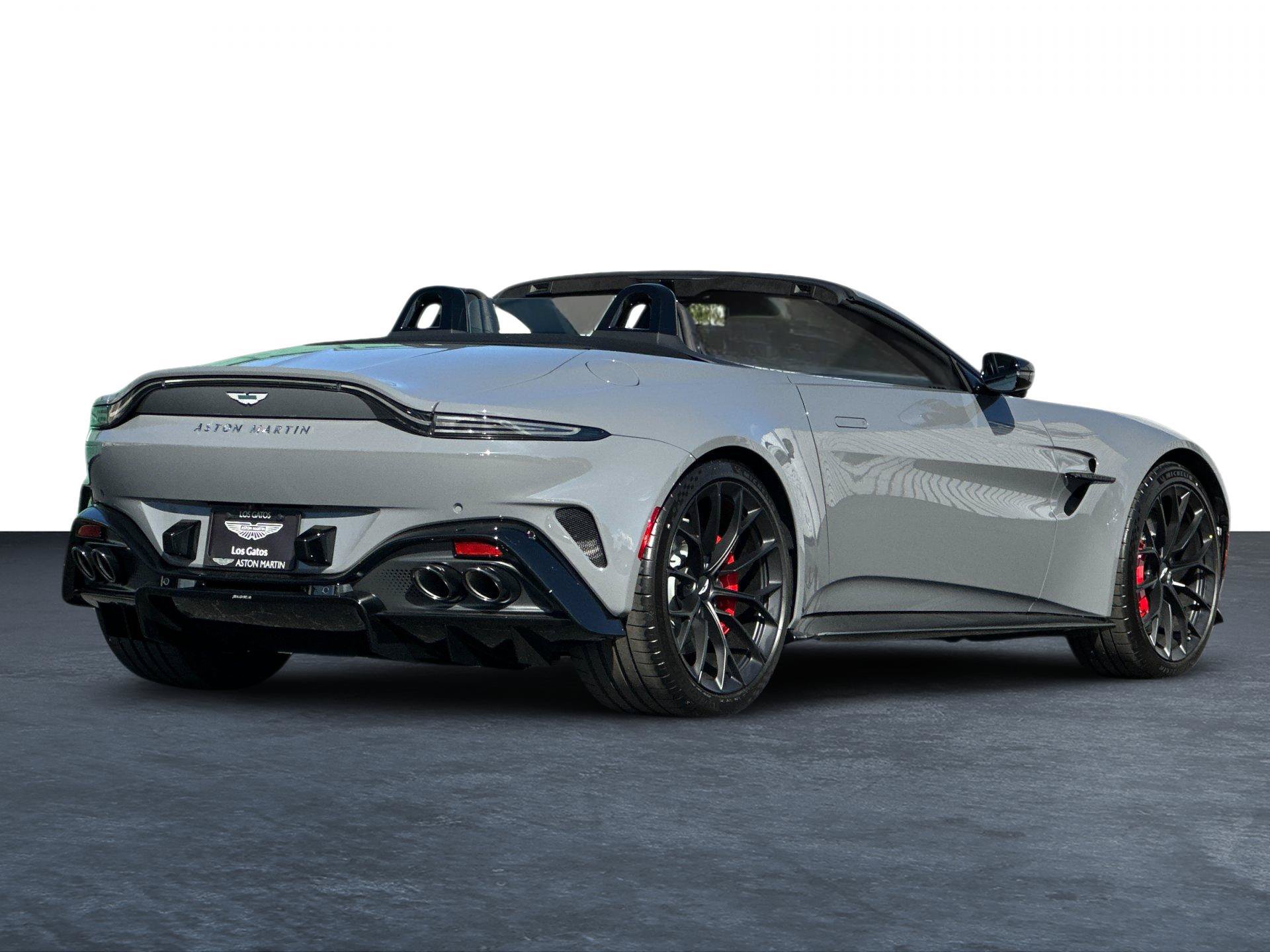 Used 2026 Aston Martin V8 Vantage Coupe RWD image 27