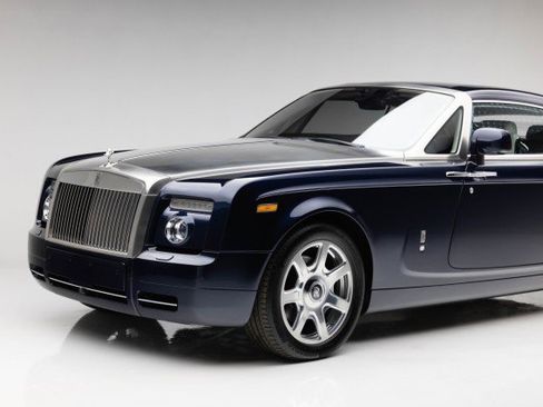 Used 2010 Rolls-Royce Phantom Coupe image 33