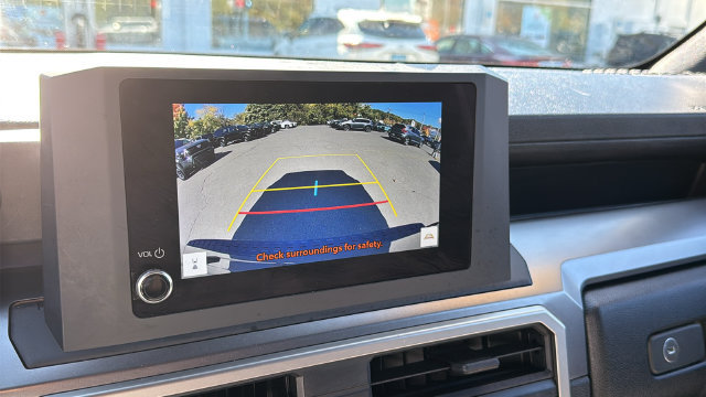 Certified 2025 Toyota 4Runner SR5 AWD/4WD image 16