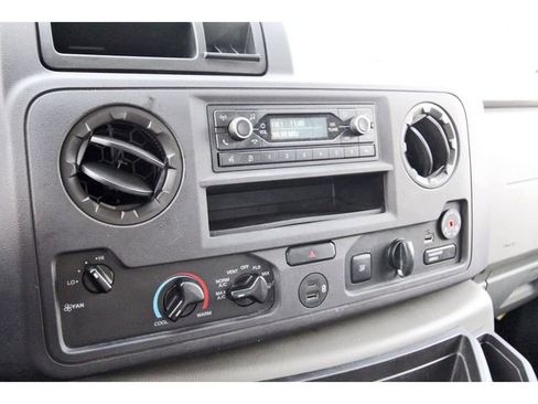 Used 2022 Ford E-350 and Econoline 350 Super Duty w/ Power Windows & Locks Group RWD image 19