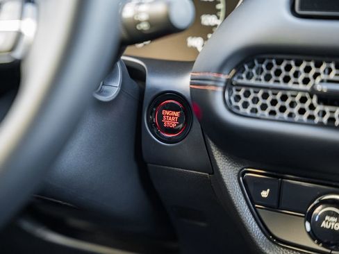 New 2026 Honda HR-V Sport image 24