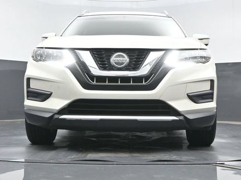 Used 2018 Nissan Rogue SV FWD image 20