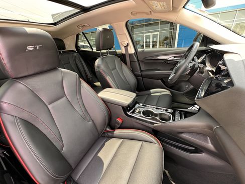 Certified 2023 Buick Envision Essence w/ Sport Touring Package image 46