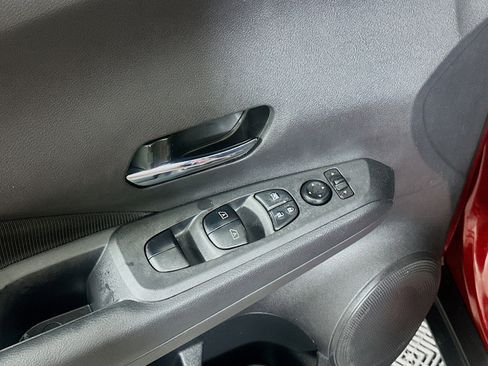 Used 2024 Nissan Kicks SV FWD image 15