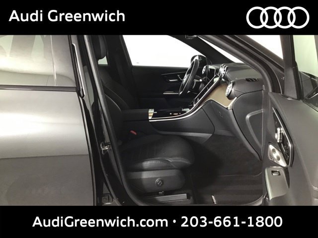 Used 2026 Mercedes-Benz GLC 300 4MATIC image 25
