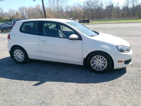 Used 2013 Volkswagen Golf 2-Door image 7