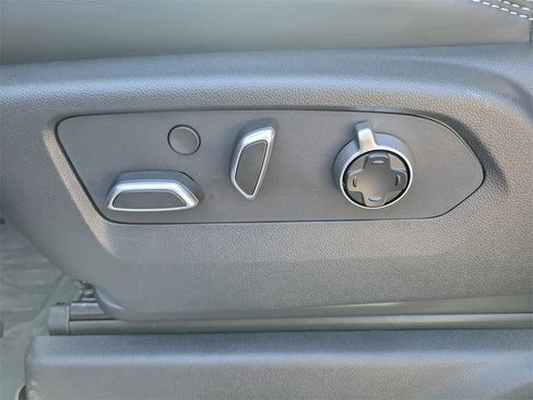 New 2025 GMC Sierra 3500 Denali Ultimate image 26