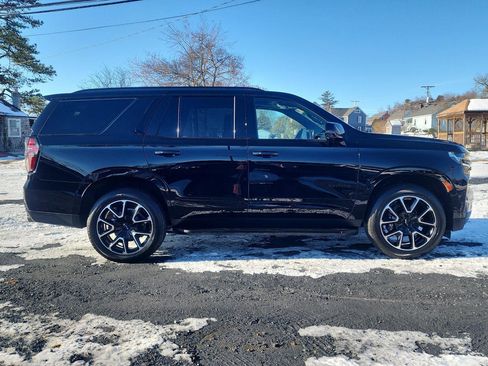 Used 2023 Chevrolet Tahoe RST w/ Sport Performance Package image 4